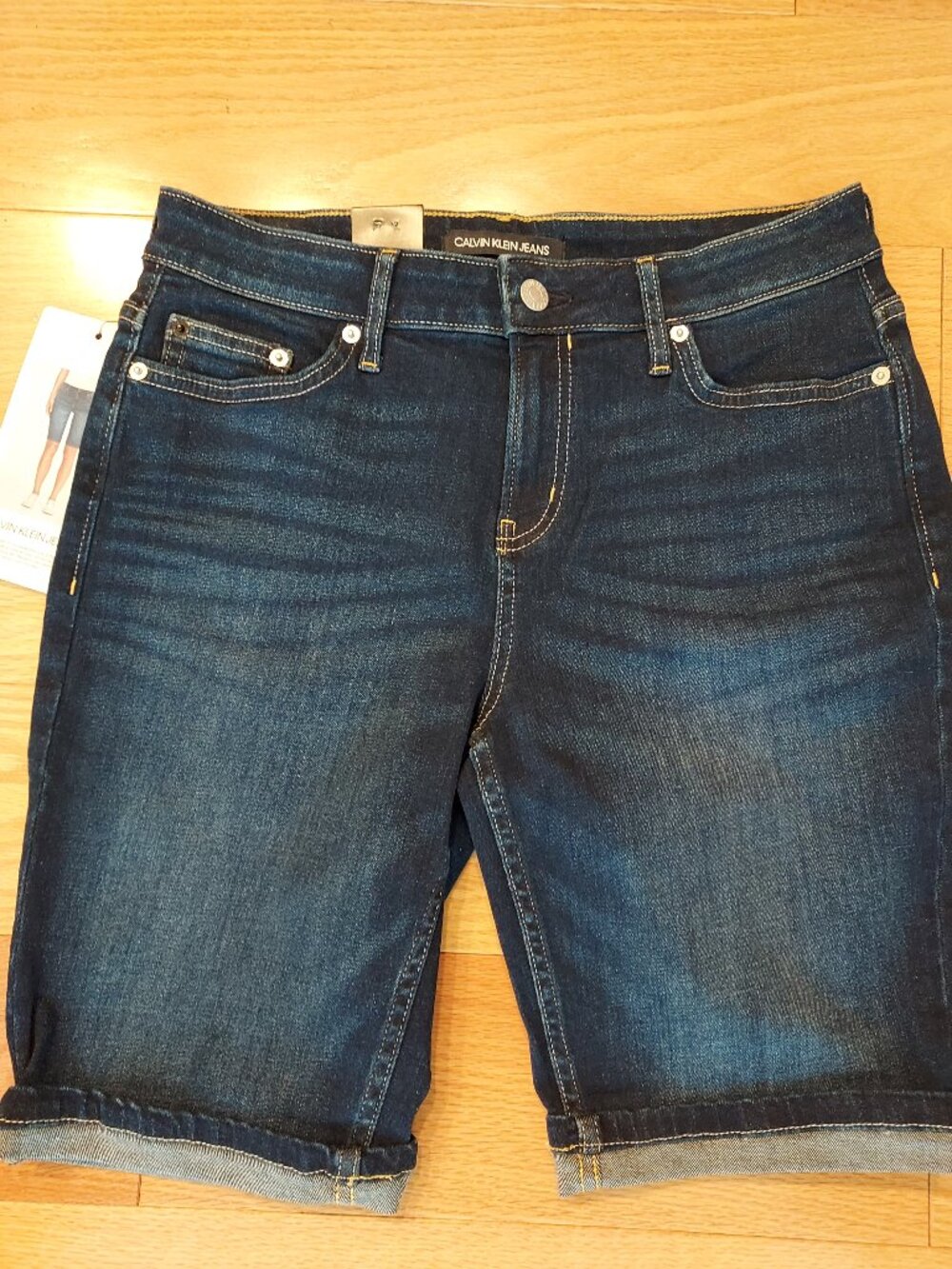 NWT Calvin Klein Jeans Women's Bermuda Denim Shorts, Size 6, Dark Blue